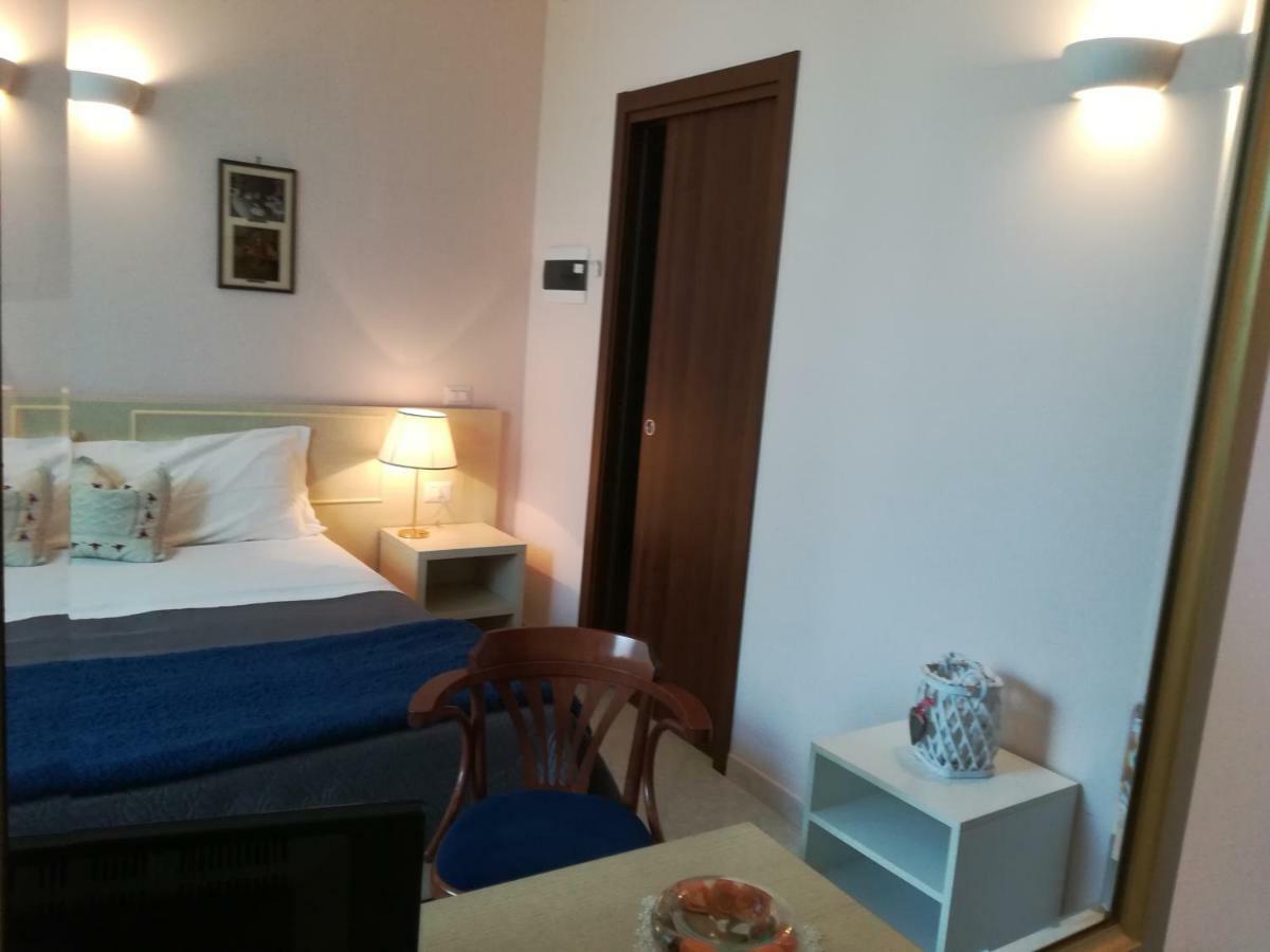B&B La Maison Sammichele Di Bari Εξωτερικό φωτογραφία