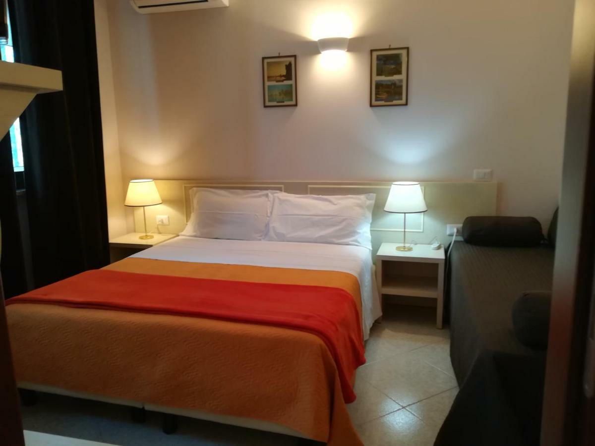 B&B La Maison Sammichele Di Bari Εξωτερικό φωτογραφία